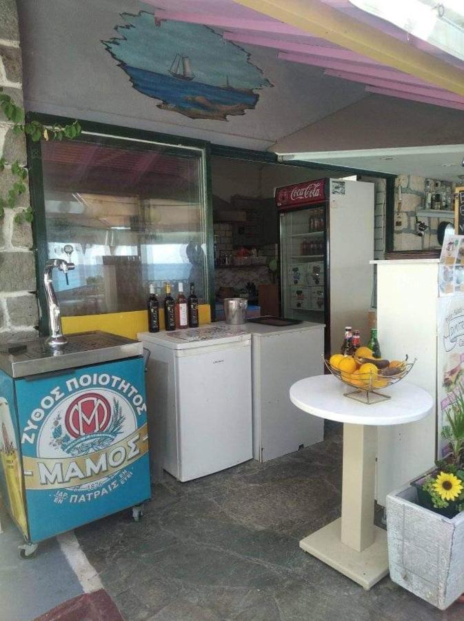 Ammoudia Rooms Agia Marina  Bagian luar foto