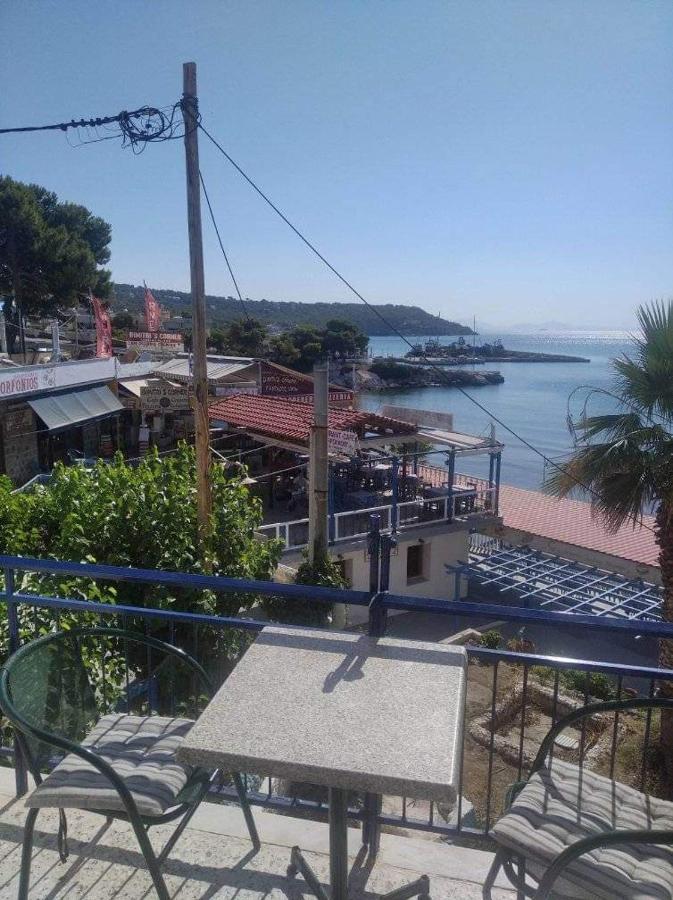 Ammoudia Rooms Agia Marina  Bagian luar foto