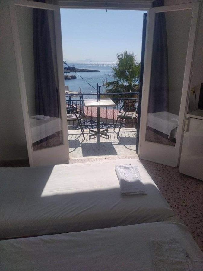 Ammoudia Rooms Agia Marina  Bagian luar foto
